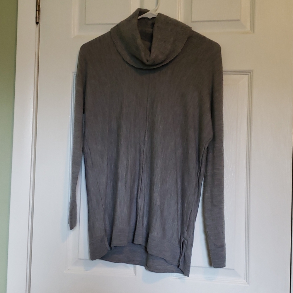 Turtle neck sweater